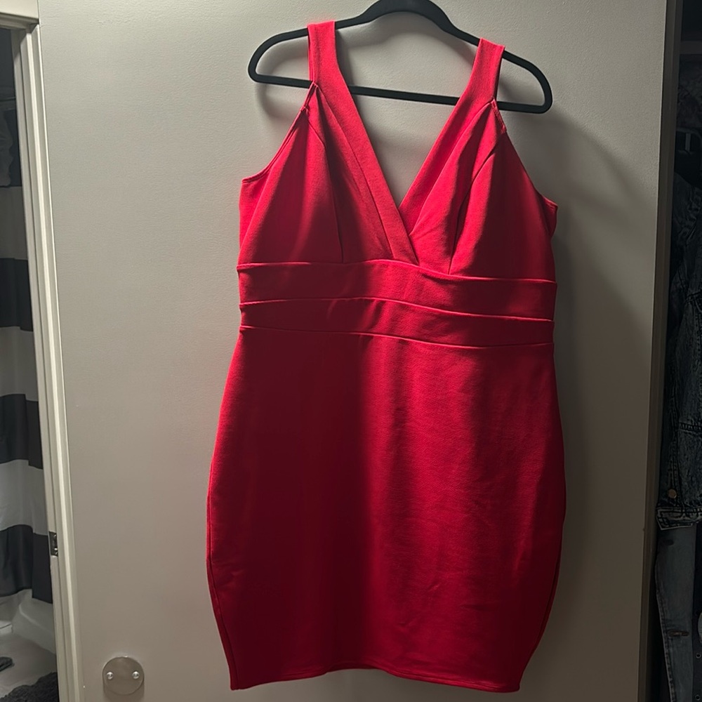 red Bodycon  fitted dress size 20 from torrid never worn